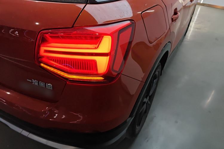 Used Audi Q2L 2018 35 TFSI Fashion Dynamic Version China V Emission Standard Right Rear Taillight