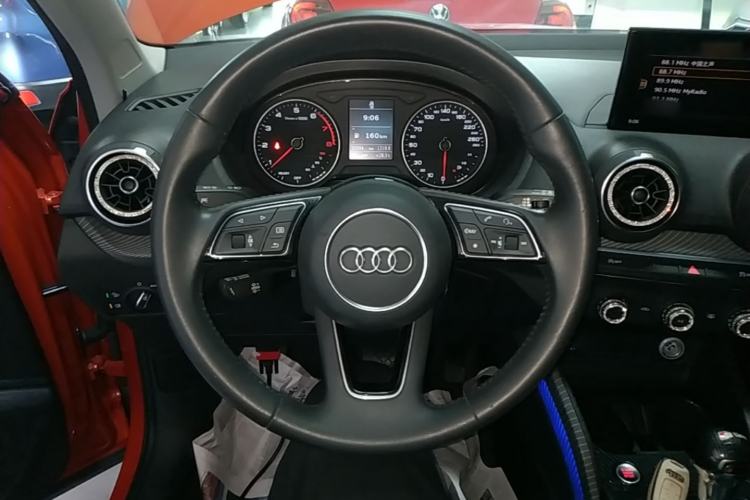 Used Audi Q2L 2018 35 TFSI Launch Exclusive Edition China V Steering Wheel