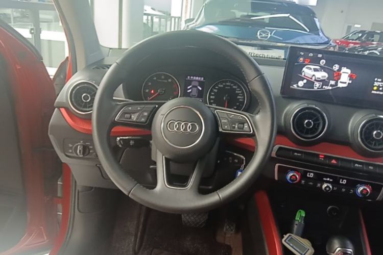 Used Audi Q2L 2018 35 TFSI Fashion Dynamic Version China V Emission Standard Steering Wheel