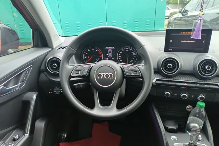 Used Audi Q2L 2018 35 TFSI Launch Exclusive Edition China VI Steering Wheel