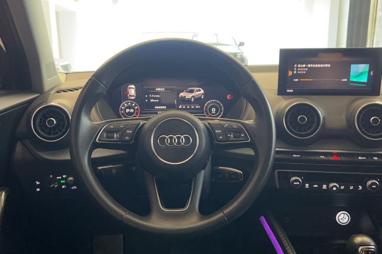 Used Audi Q2L 2018 35 TFSI Fashion Dynamic Version China V Emission Standard Steering Wheel