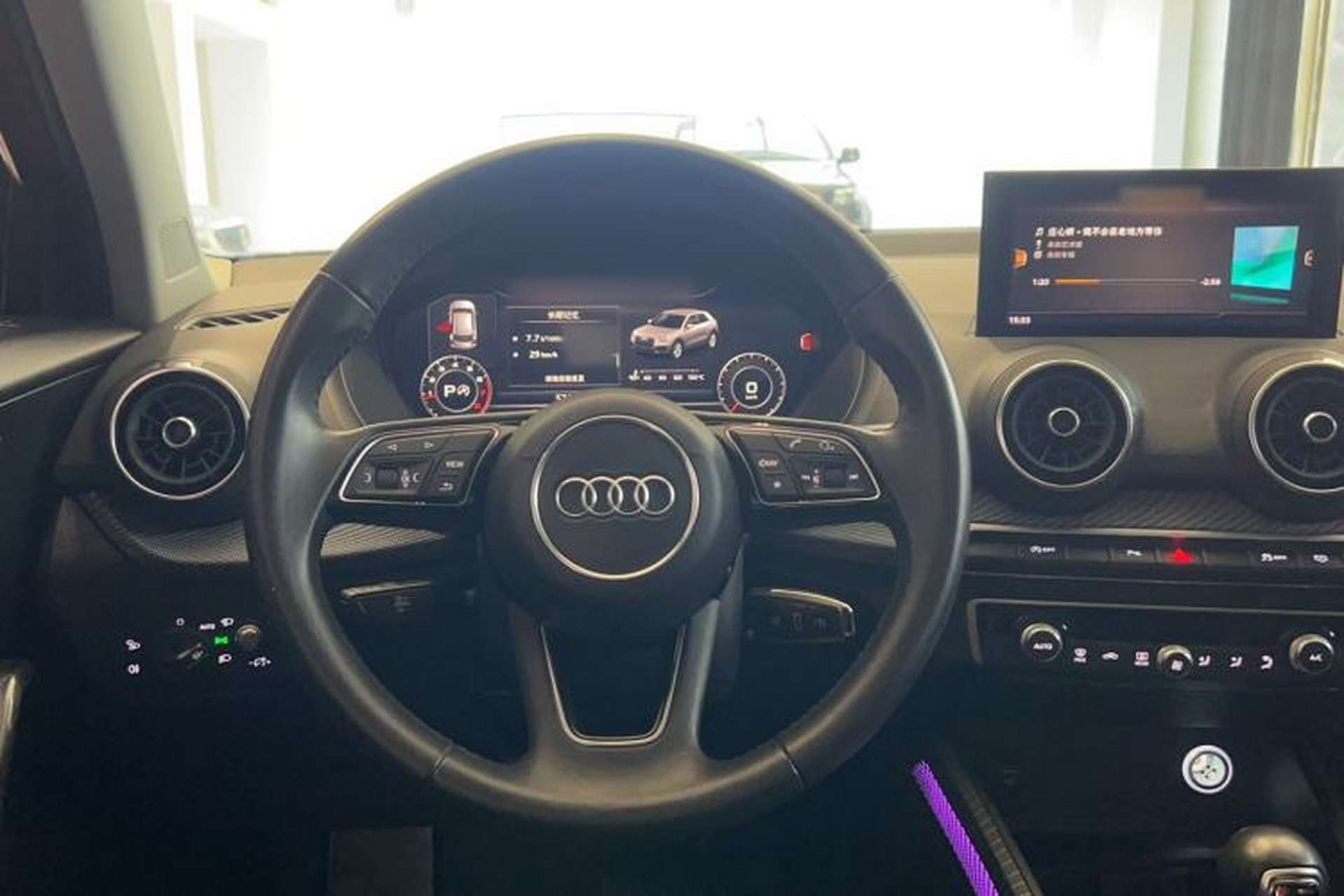 Used Audi Q2L 2018 35 TFSI Fashion Dynamic Version China V Emission Standard Steering Wheel