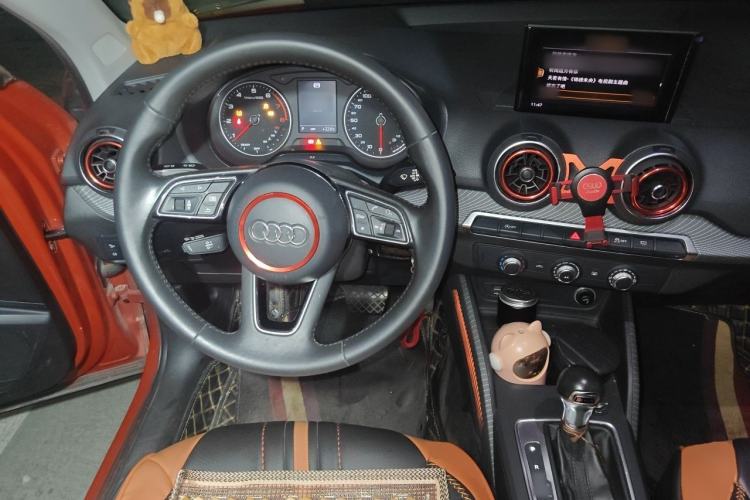 Used Audi Q2L 2018 35 TFSI Launch Exclusive Edition China V Steering Wheel