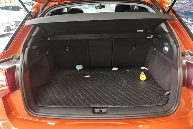 Used Audi Q2L 2018 35 TFSI Fashion Dynamic Version China VI Emission Standard Trunk