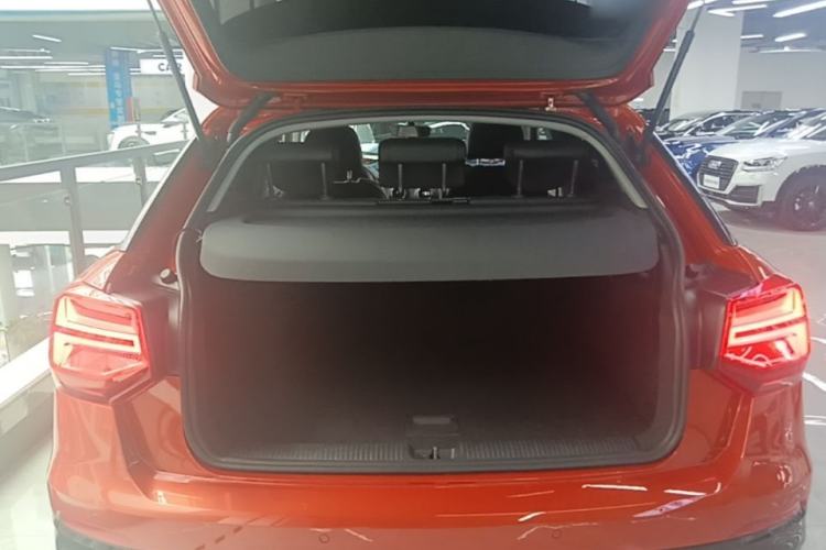 Used Audi Q2L 2018 35 TFSI Fashion Dynamic Version China V Emission Standard Trunk