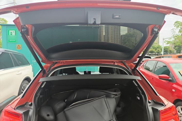Used Audi Q2L 2018 35 TFSI Launch Exclusive Edition China VI Trunk
