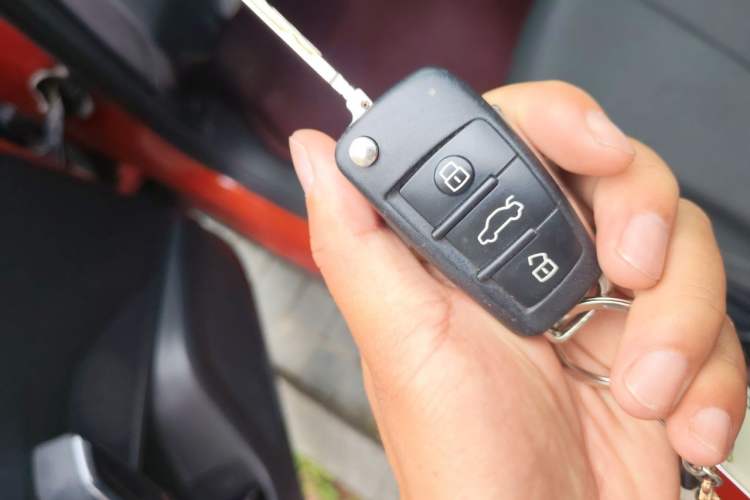 Used Audi Q2L 2018 35 TFSI Launch Exclusive Edition China VI Vehicle Key