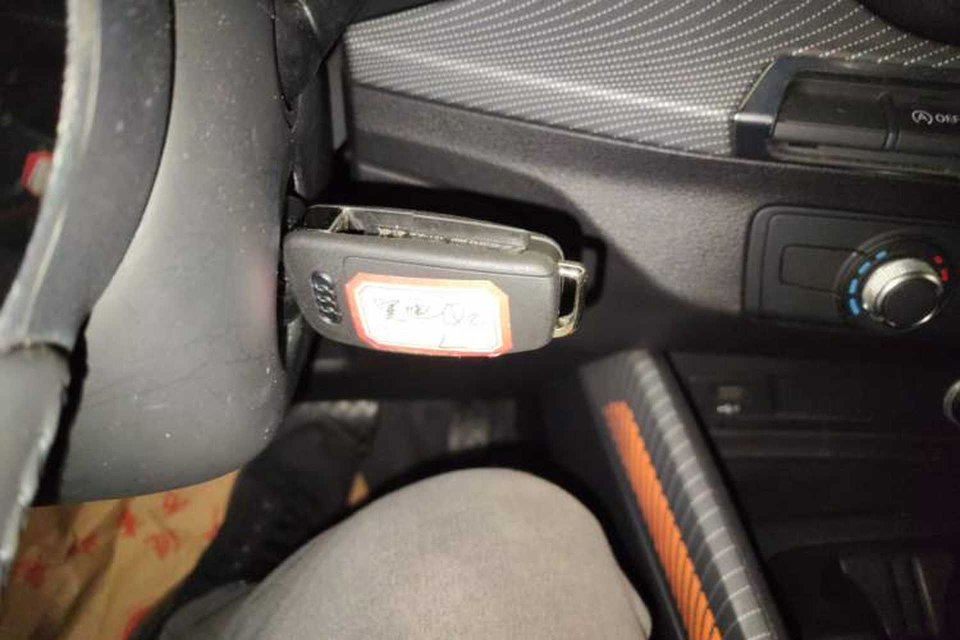Used Audi Q2L 2018 35 TFSI Launch Exclusive Edition China VI Vehicle Key