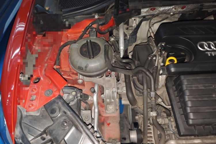 Used Audi Q2L 2018 35 TFSI Fashion Elegant Version China V Engine Bay Right