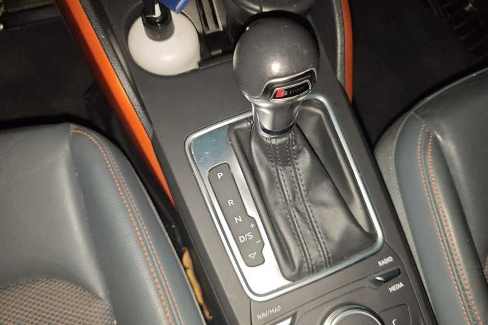 Used Audi Q2L 2018 35 TFSI Fashion Elegant Version China V Gear Lever