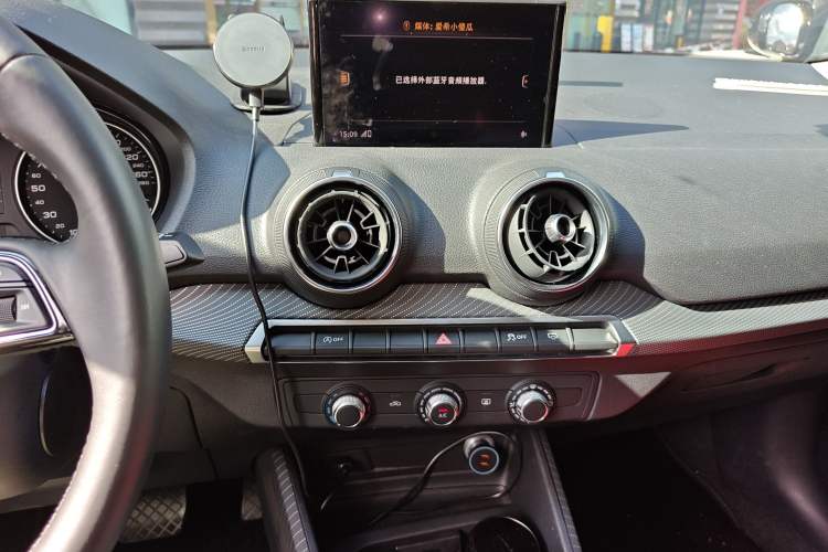 Used Audi Q2L 2018 35 TFSI Launch Exclusive Edition China VI Audio And AC Panel