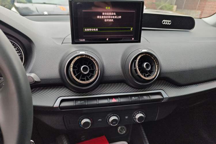 Used Audi Q2L 2018 35 TFSI Launch Exclusive Edition China VI Audio And AC Panel