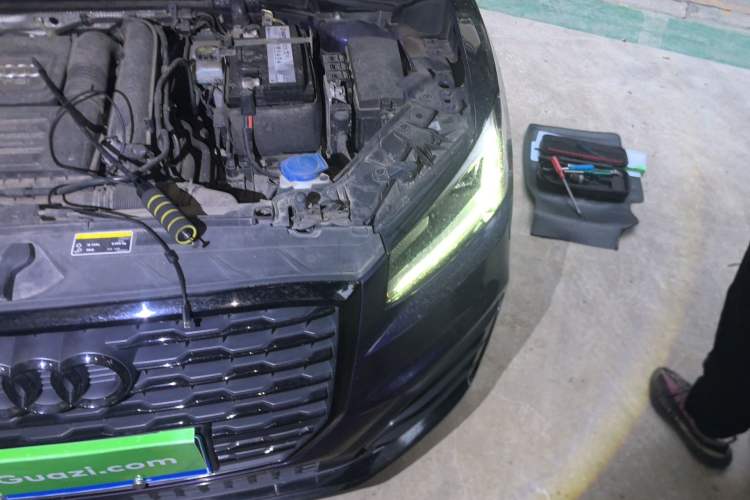 Used Audi Q2L 2018 35 TFSI Launch Exclusive Edition China VI Engine Bay Left