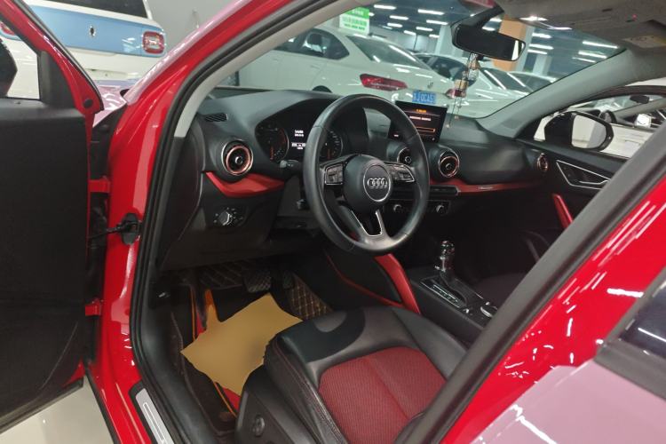 Used Audi Q2L 2018 35 TFSI Fashion Dynamic Version China VI Emission Standard Interior 3