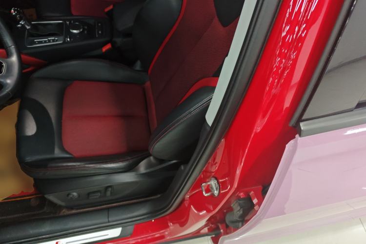 Used Audi Q2L 2018 35 TFSI Fashion Dynamic Version China VI Emission Standard Left Front Seat