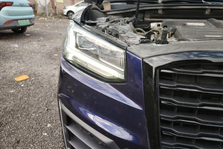 Used Audi Q2L 2018 35 TFSI Launch Exclusive Edition China VI Right Front Headlight