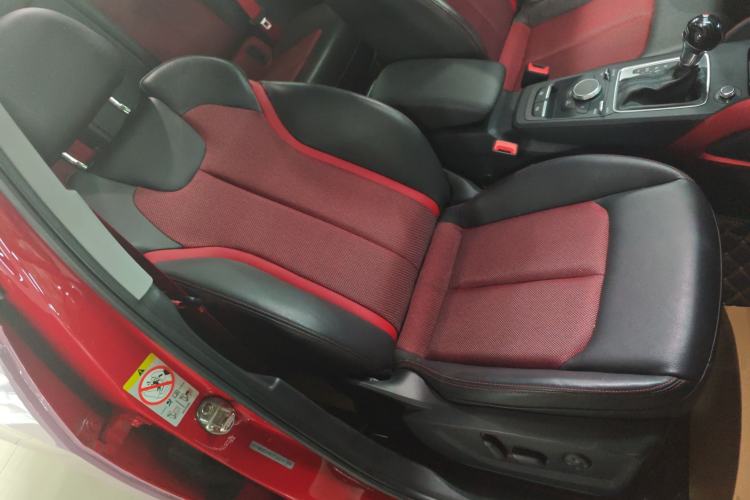 Used Audi Q2L 2018 35 TFSI Fashion Dynamic Version China VI Emission Standard Right Front Seat