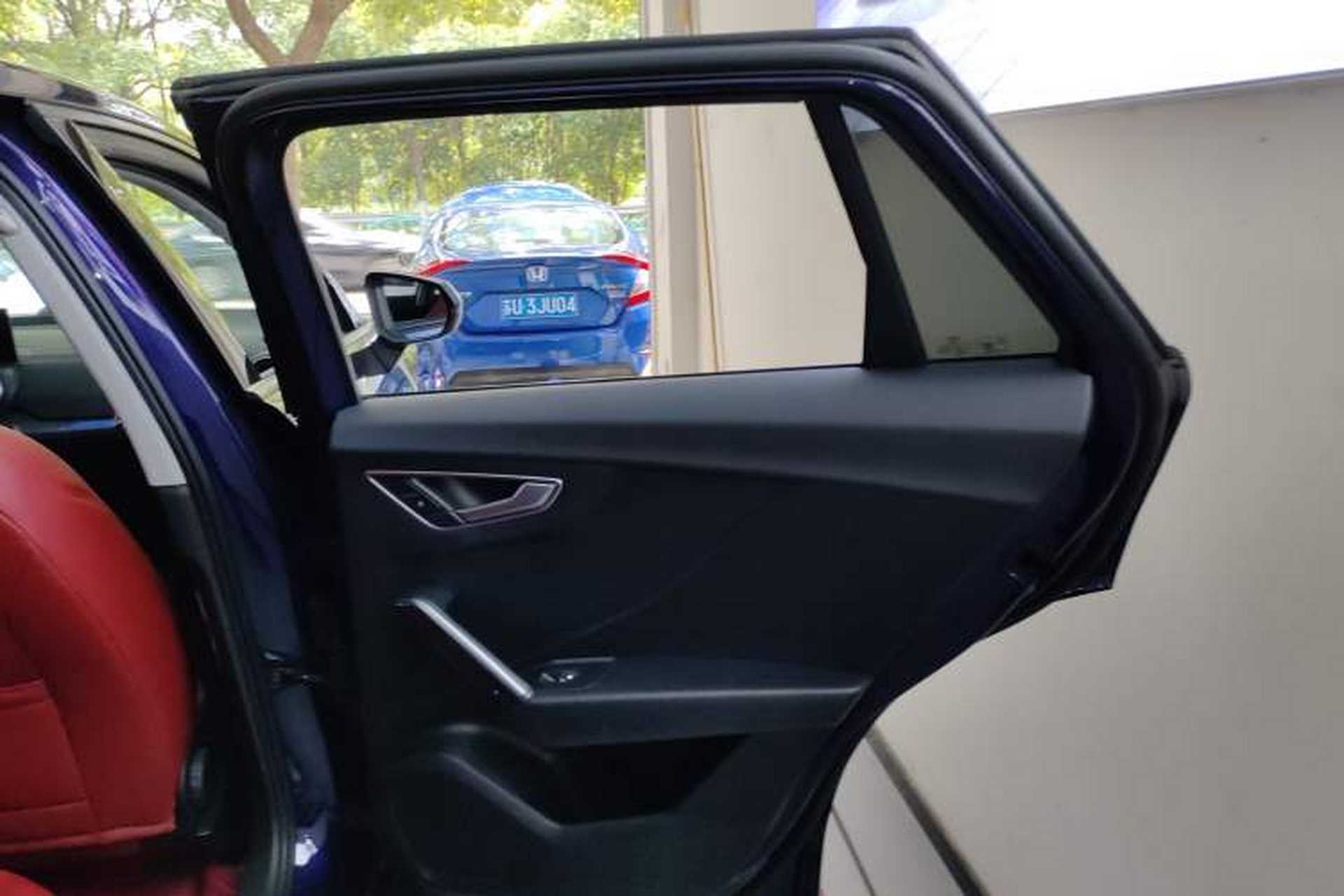 Used Audi Q2L 2018 35 TFSI Launch Exclusive Edition China VI Right Rear Door Interior