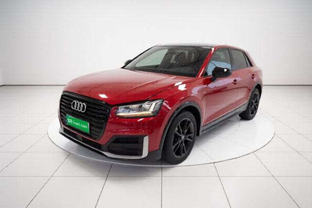 Audi Q2L 2018 35 TFSI Launch Exclusive Edition China V с пробегом