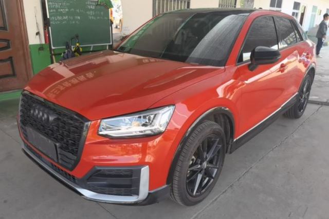 Audi Q2L 2018 35 TFSI Launch Exclusive Edition China VI usado