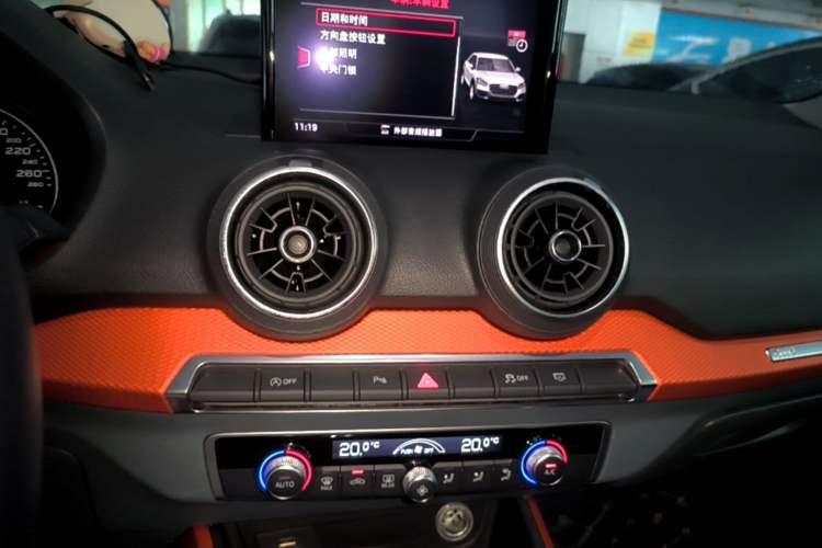 Used Audi Q2L 2018 35 TFSI Fashion Elegant Version China V Audio And AC Panel