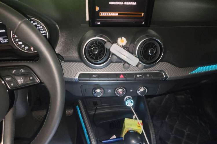 Used Audi Q2L 2018 35 TFSI Advanced Dynamic Version China V Audio And AC Panel
