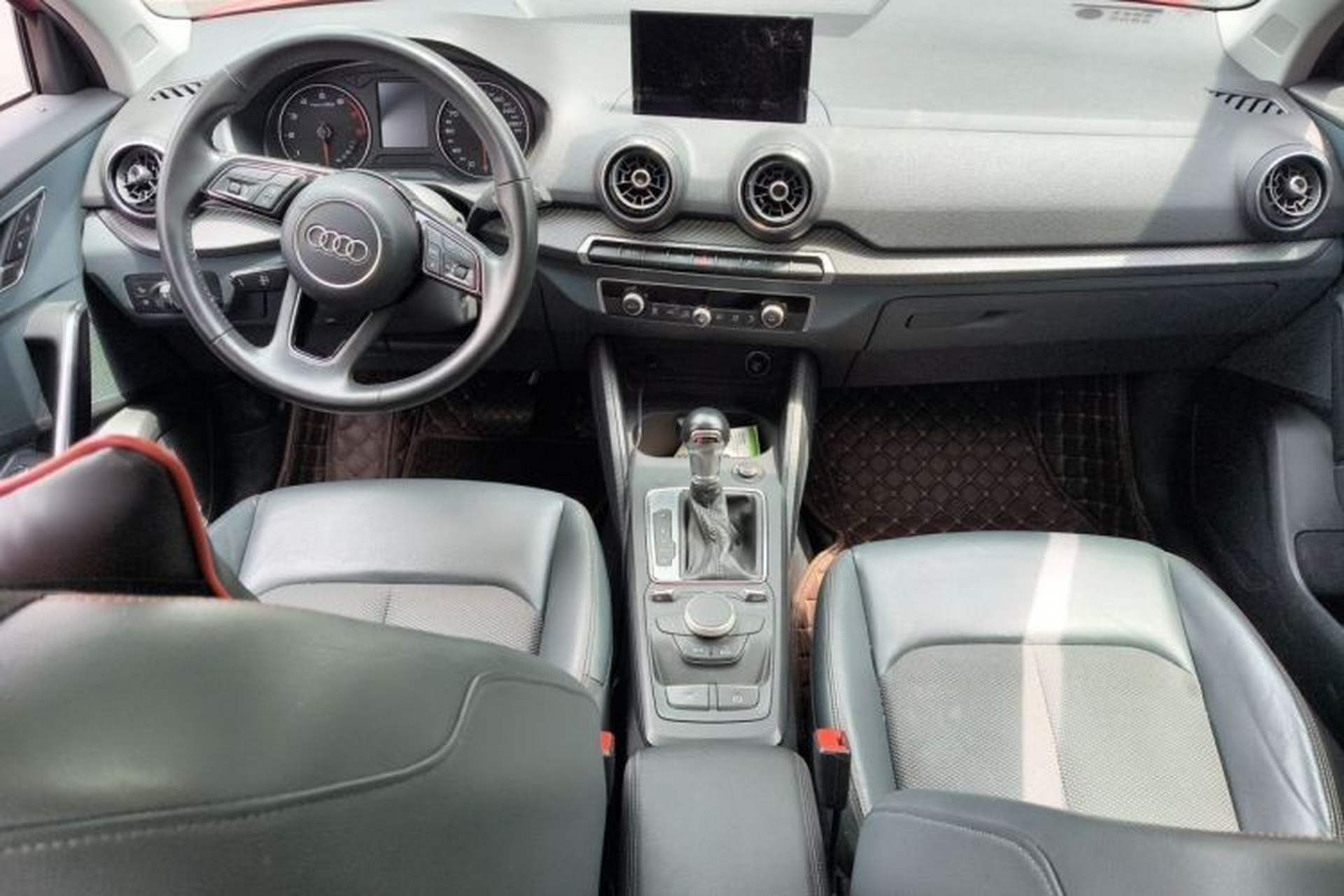 Used Audi Q2L 2018 35 TFSI Fashion Elegant Version China V Center Console