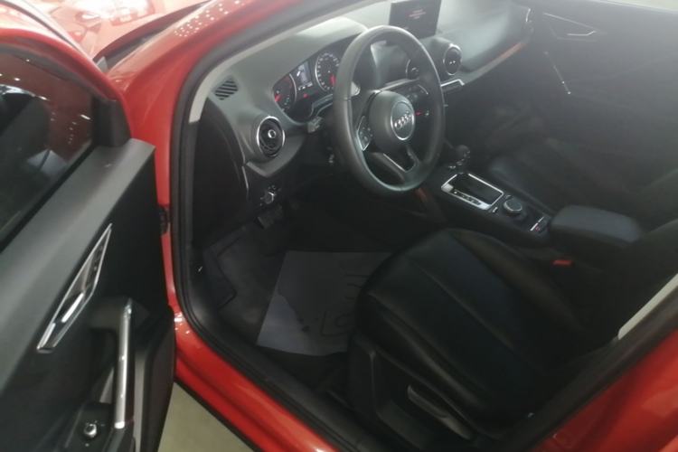 Used Audi Q2L 2018 35 TFSI Launch Exclusive Edition China VI Driver Seat