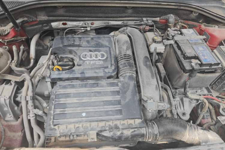 Used Audi Q2L 2018 35 TFSI Fashion Elegant Version China V Engine Bay