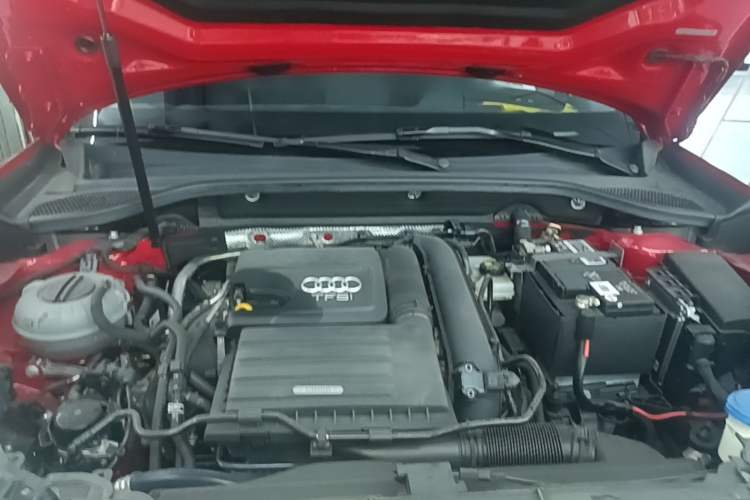 Used Audi Q2L 2018 35 TFSI Launch Exclusive Edition China VI Engine Bay