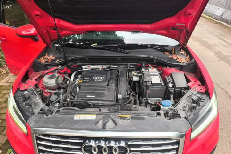 Used Audi Q2L 2018 35 TFSI Fashionable & Elegant Version China VI Emission Standard Engine Bay
