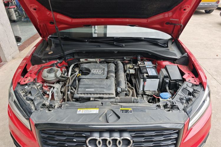 Used Audi Q2L 2018 35 TFSI Fashion Dynamic Version China V Emission Standard Engine Bay