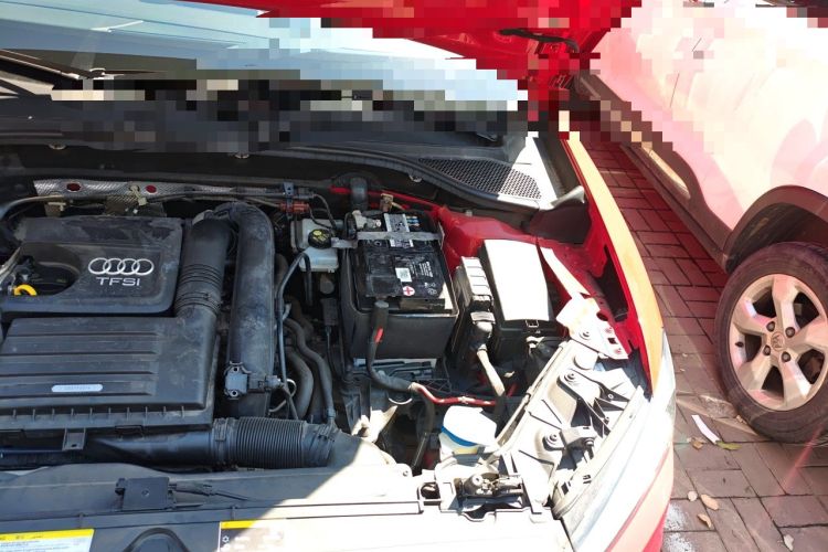 Used Audi Q2L 2018 35 TFSI Fashion Elegant Version China V Engine Bay Left