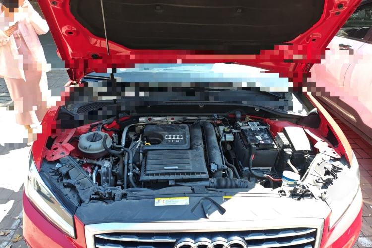 Used Audi Q2L 2018 35 TFSI Fashion Elegant Version China V Engine Bay