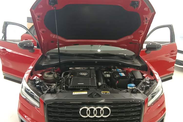 Used Audi Q2L 2018 35 TFSI Launch Exclusive Edition China V Engine Bay