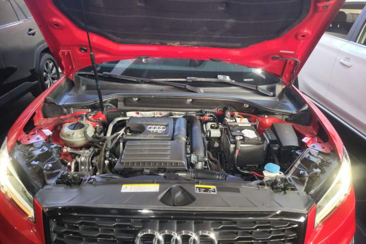 Used Audi Q2L 2018 35 TFSI Fashion Dynamic Version China V Emission Standard Engine Bay