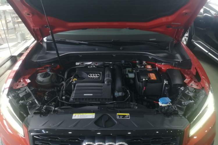 Used Audi Q2L 2018 35 TFSI Launch Exclusive Edition China VI Engine Bay