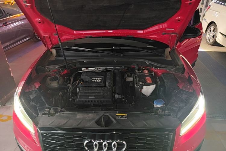 Used Audi Q2L 2018 35 TFSI Fashion Dynamic Version China V Emission Standard Engine Bay