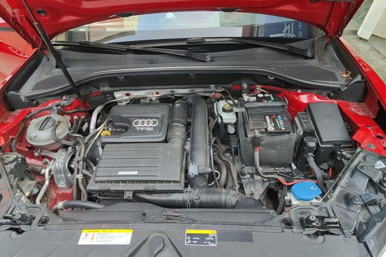 Used Audi Q2L 2018 35 TFSI Fashion Elegant Version China V Engine Bay