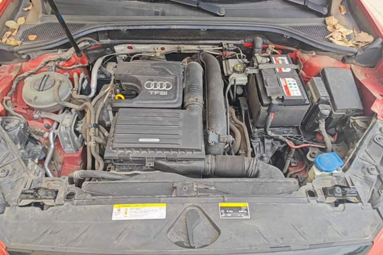 Used Audi Q2L 2018 35 TFSI Launch Exclusive Edition China V Engine Bay