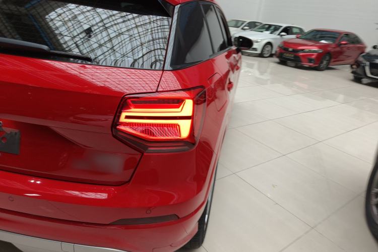 Used Audi Q2L 2018 35 TFSI Fashionable & Elegant Version China VI Emission Standard Exterior 3