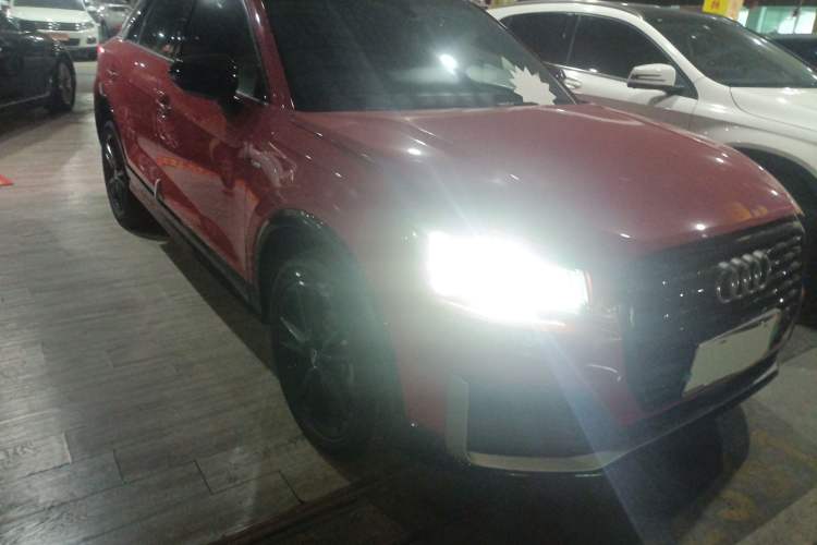 Used Audi Q2L 2018 35 TFSI Launch Exclusive Edition China VI Front Right 45 Deg