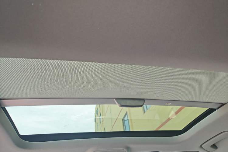 Used Audi Q2L 2018 35 TFSI Launch Exclusive Edition China V Headliner
