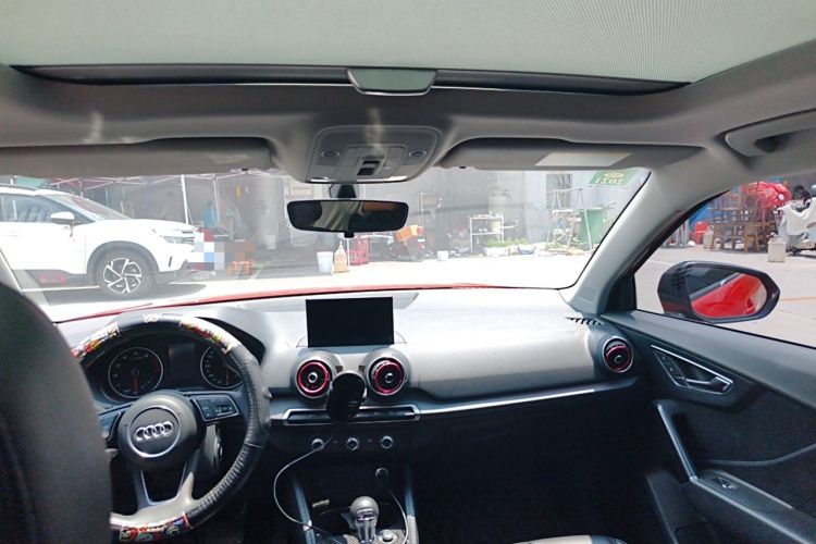 Used Audi Q2L 2018 35 TFSI Launch Exclusive Edition China VI Headliner