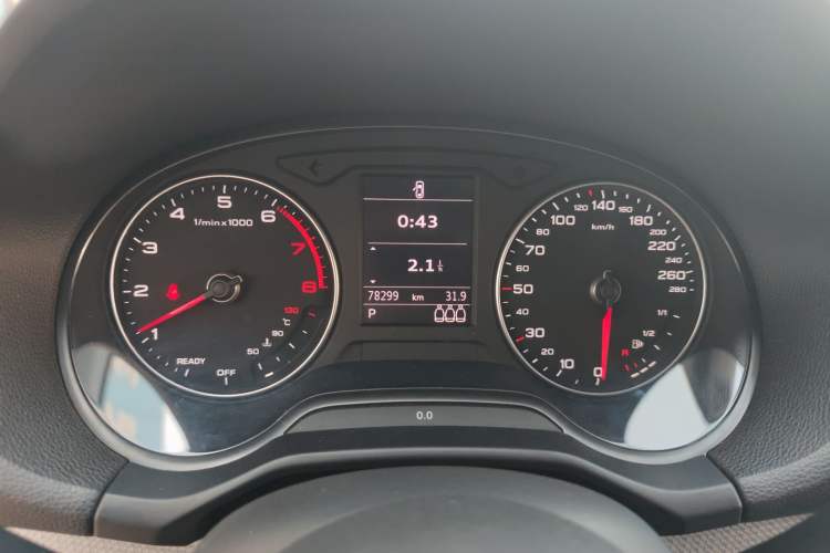Used Audi Q2L 2018 35 TFSI Fashion Elegant Version China V Instrument Cluster