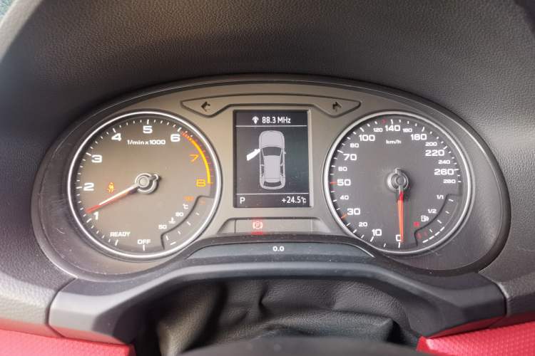 Used Audi Q2L 2018 35 TFSI Fashion Dynamic Version China VI Emission Standard Instrument Cluster