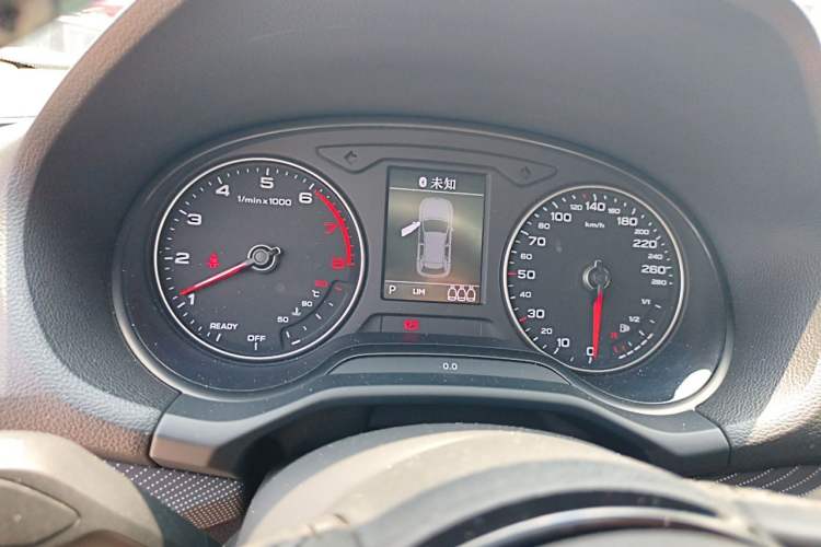 Used Audi Q2L 2018 35 TFSI Launch Exclusive Edition China VI Instrument Cluster