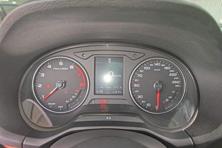 Used Audi Q2L 2018 35 TFSI Fashion Elegant Version China V Instrument Cluster