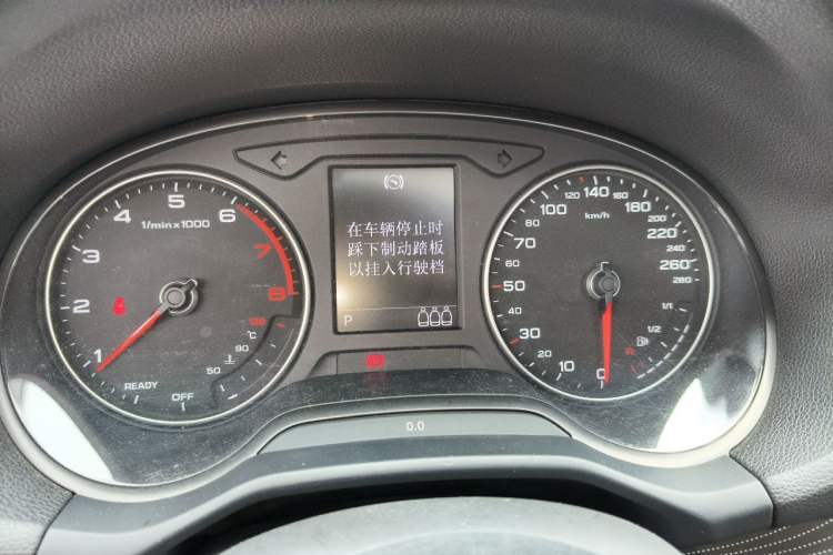 Used Audi Q2L 2018 35 TFSI Fashion Elegant Version China V Instrument Cluster