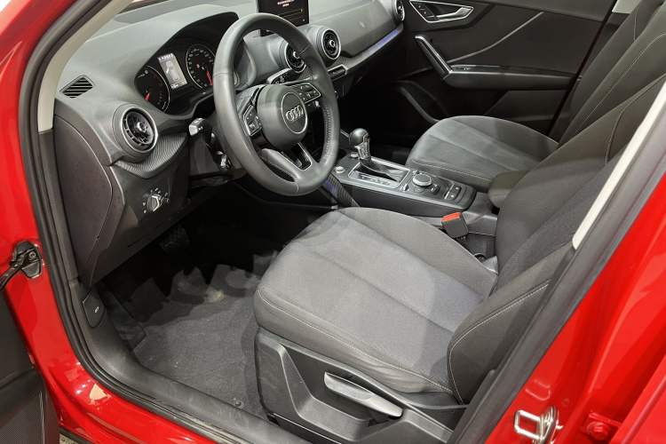 Used Audi Q2L 2018 35 TFSI Launch Exclusive Edition China VI Interior 1
